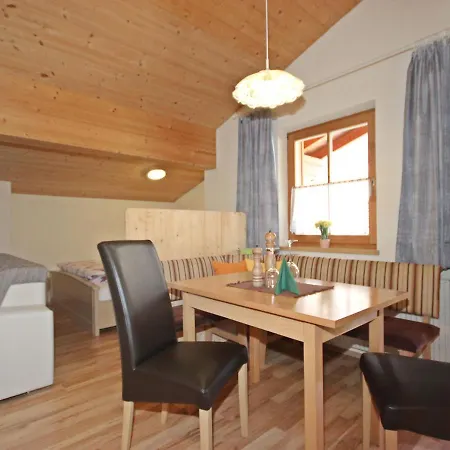 Appartement Voraeule By Interhome